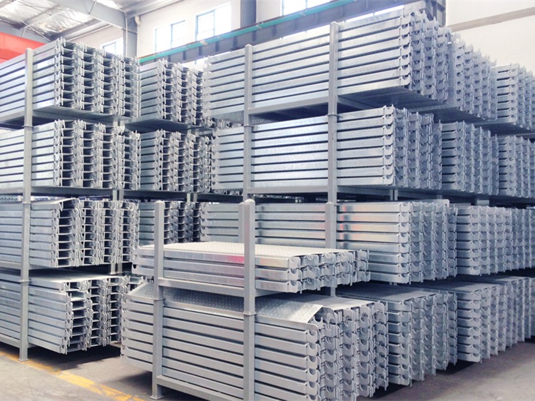 Ringlock scaffolding
